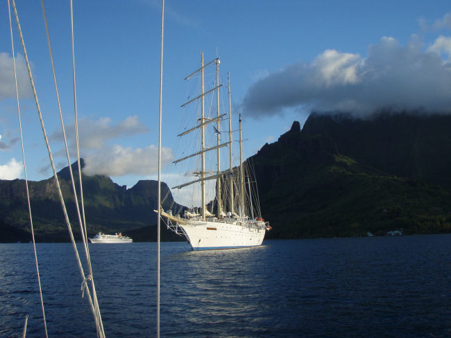 Cooks Bay Moorea